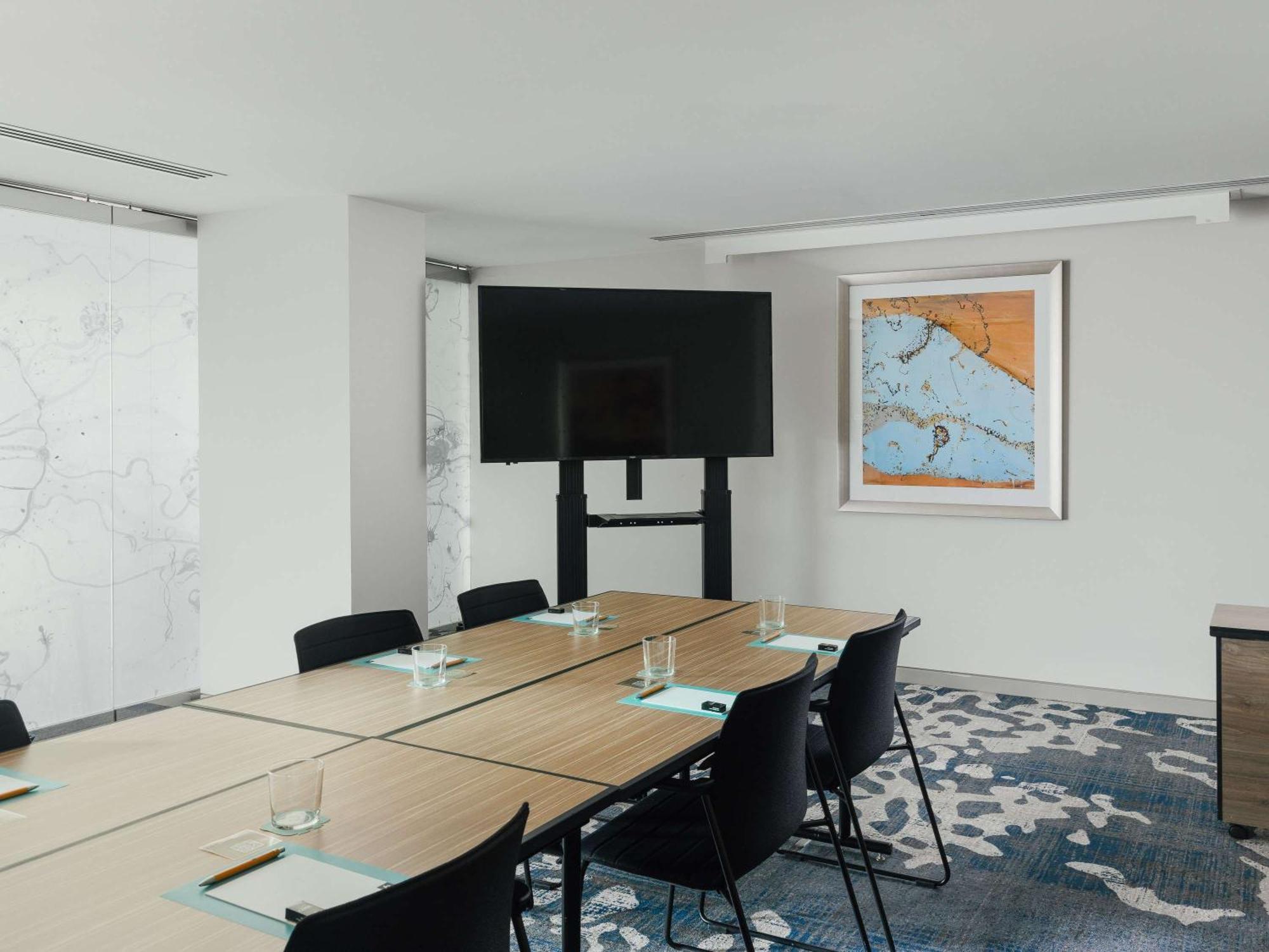 The Olsen Melbourne Art Series Exterior photo Meeting room