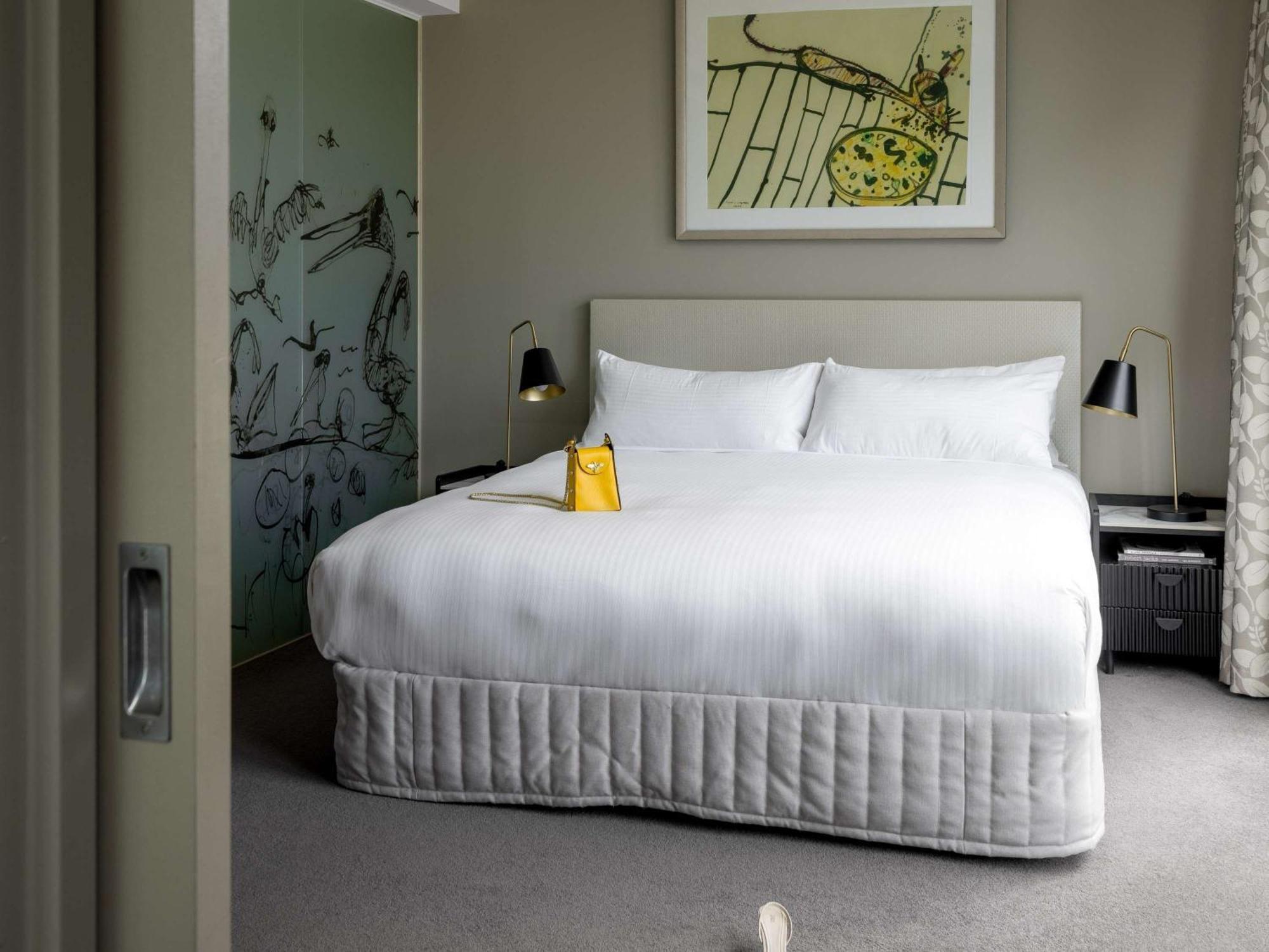 The Olsen Melbourne Art Series Exterior photo A bedroom at the hotel